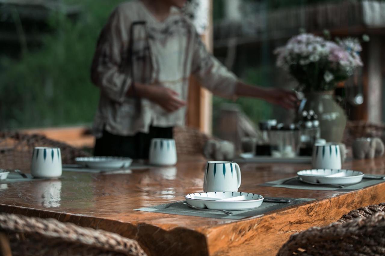 Adonis Inn Lijiang Лицзян Экстерьер фото