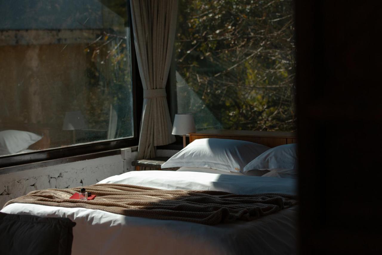 Adonis Inn Lijiang Лицзян Экстерьер фото