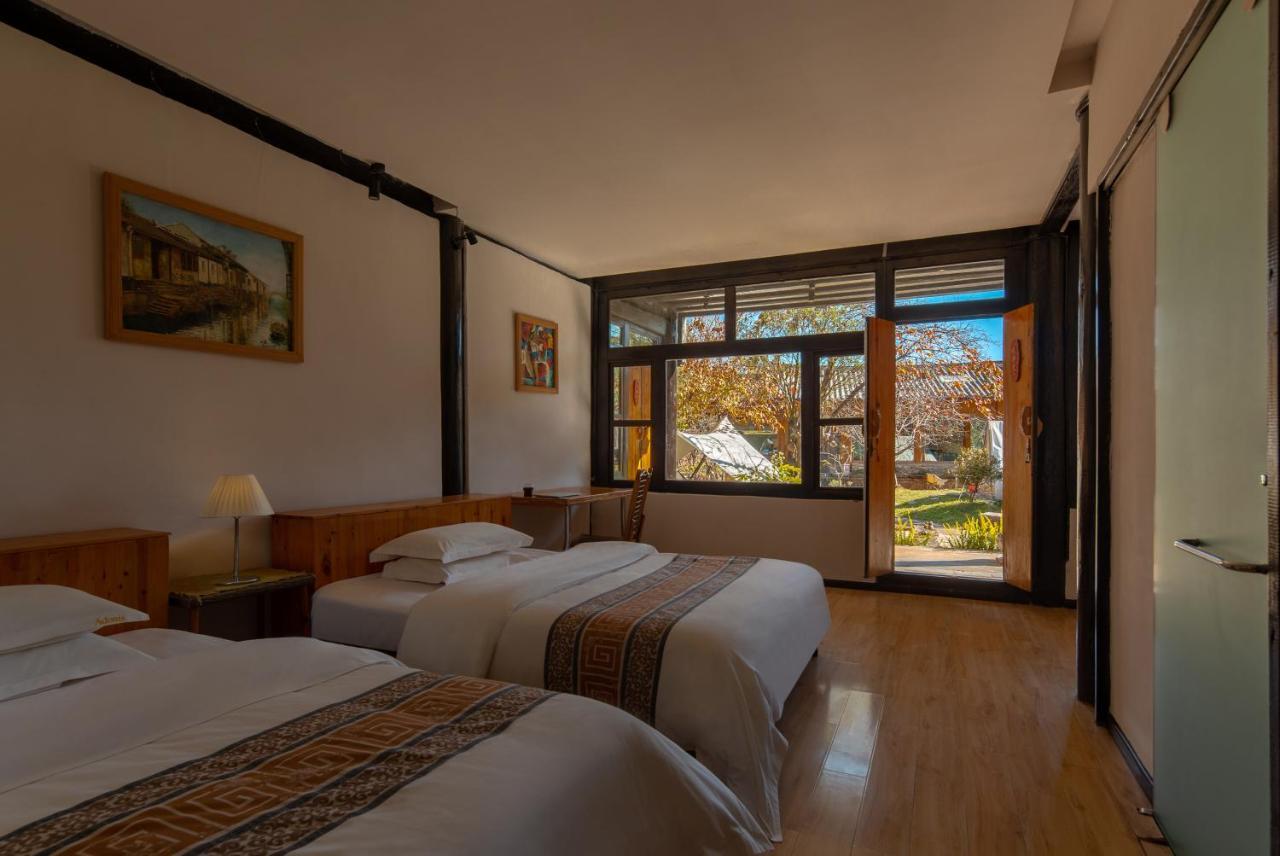 Adonis Inn Lijiang Лицзян Экстерьер фото